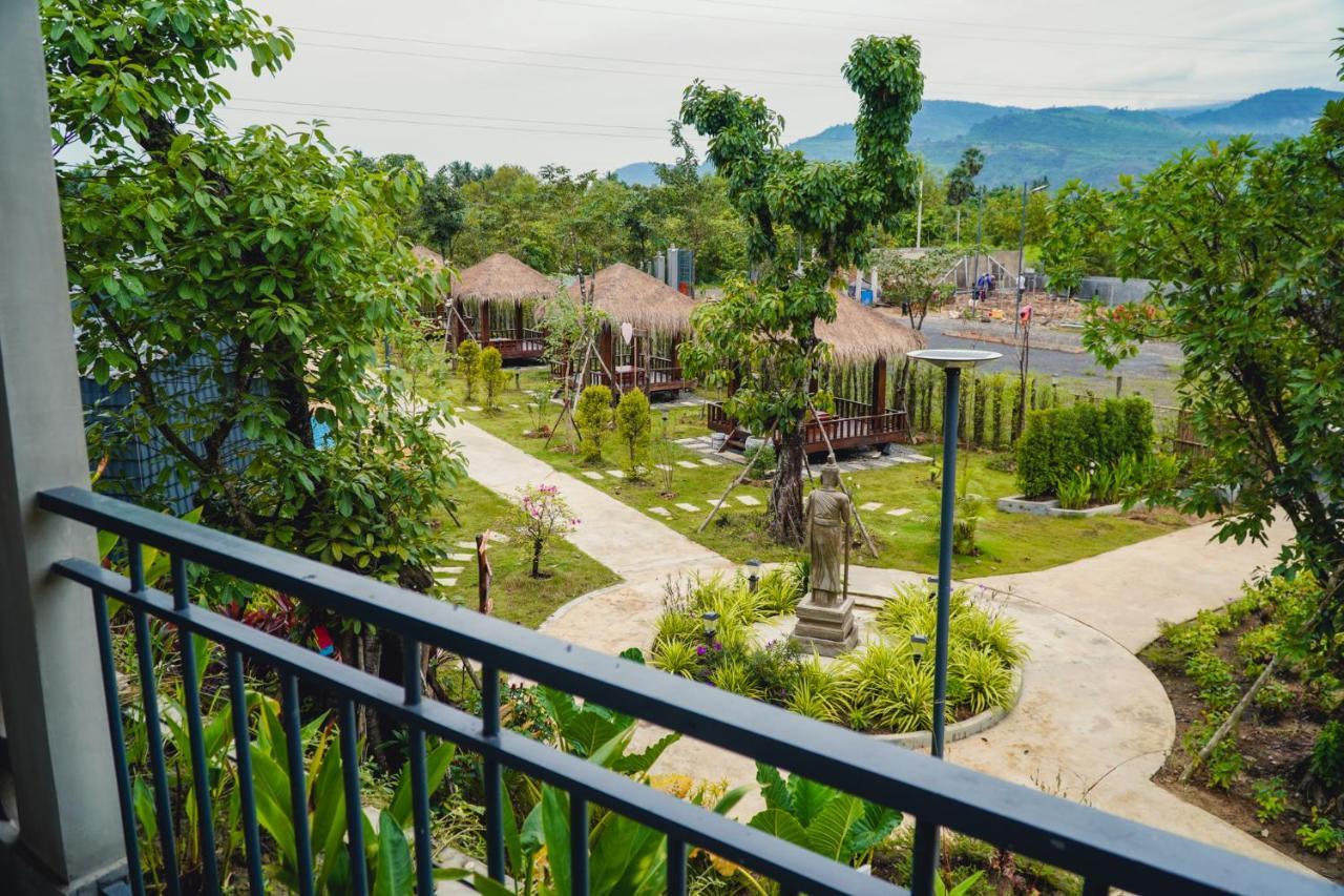 Kampot Tropical Village 外观 照片